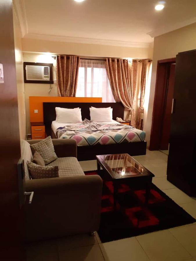 Alluring View Hotel - Toyin Sreet Ikeja Exterior foto